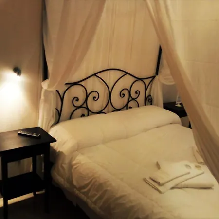 Apart Otel Marina E 3*